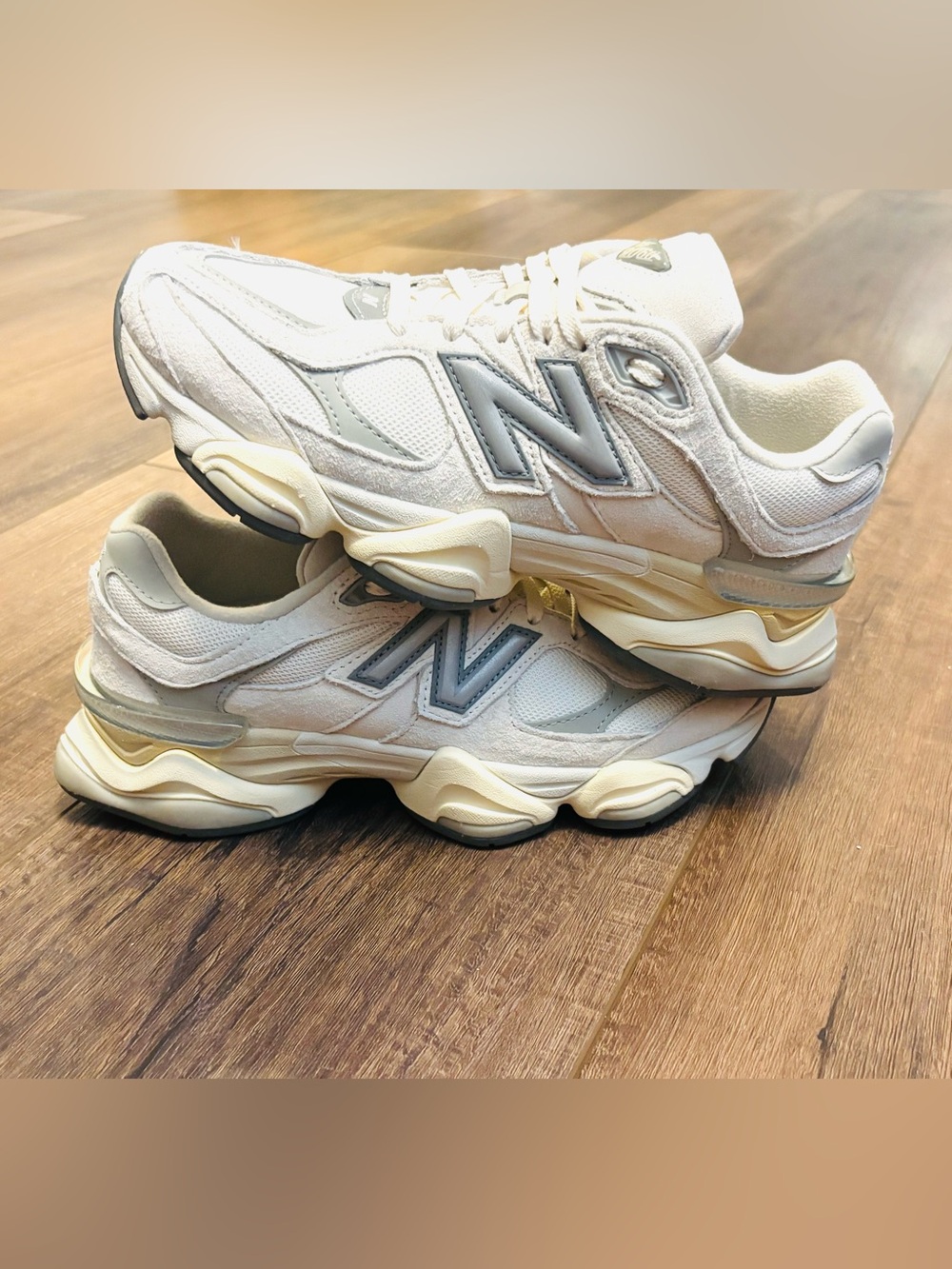 Womens New Balance 9060 tan color way